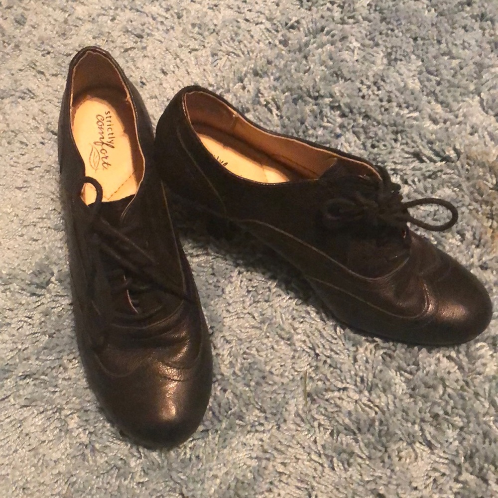 Strictly Comfort Black Heeled Oxford